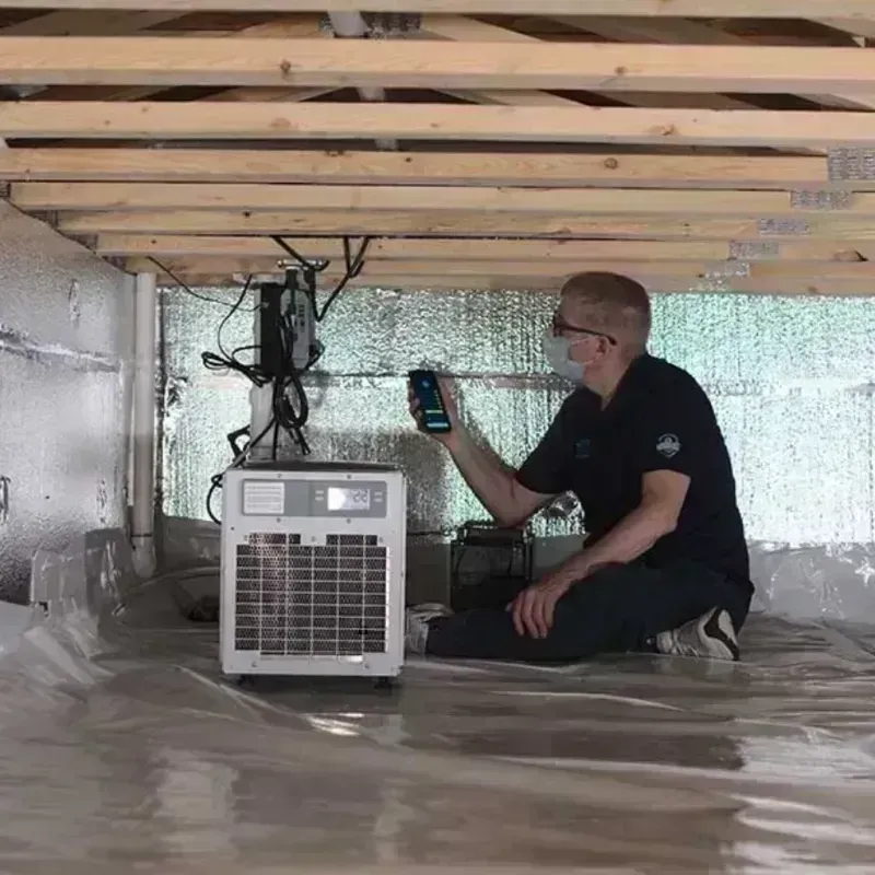 Crawl Space Water Removal Service in Lakes by the Bay, FL